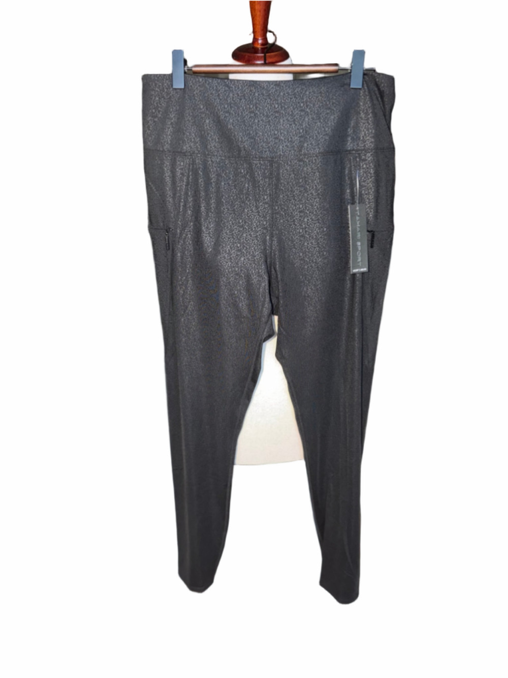 Women's Tahari Sport Black Leggings NWT Sz M